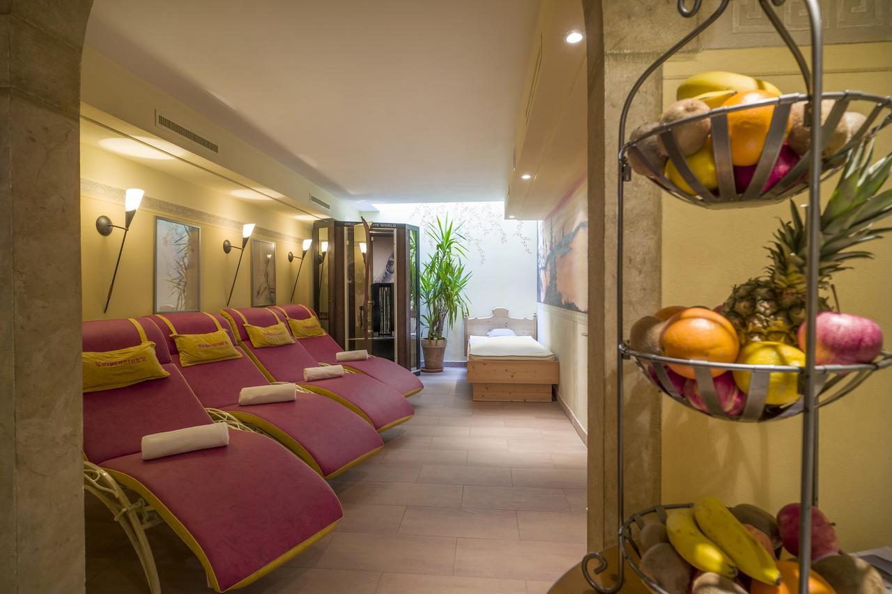 Loipenstubn Hotel Brixen im Thale Luaran gambar