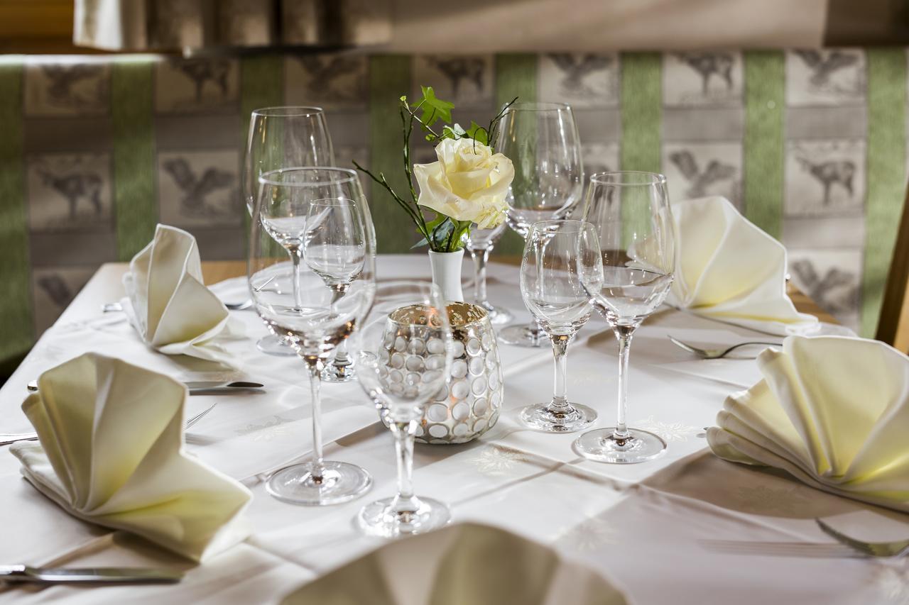 Loipenstubn Hotel Brixen im Thale Luaran gambar